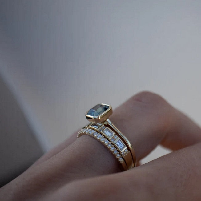 Elegant Navy Crystal Stone Ring